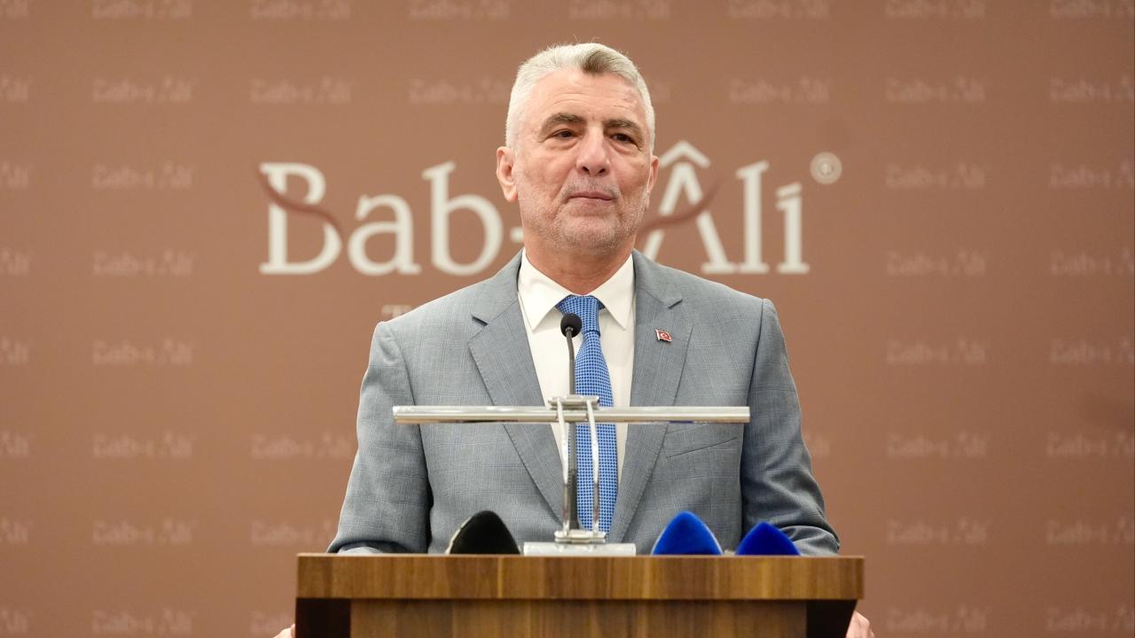 Bolat: “Dünya Ekonomisindeki Gelişmeler ve Türkiye’nin Performansı”